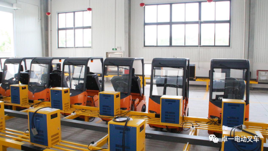 Customer Case|Zowell Electric Tractors Appliance Industry
